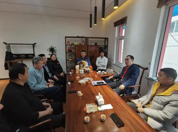 刻苦训练篮球时如何避免受伤的建议_2